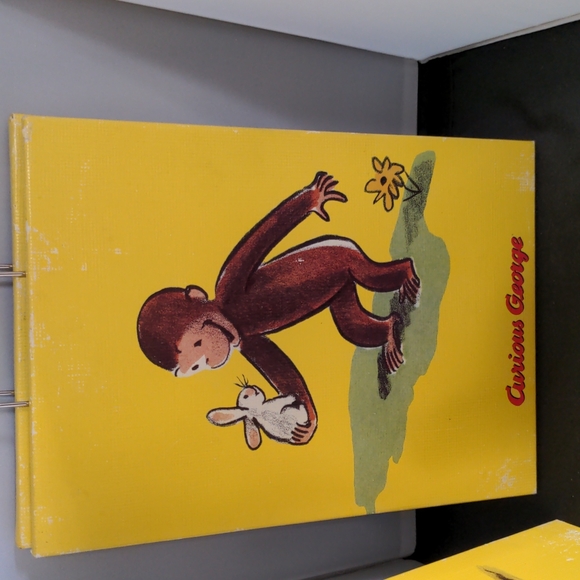 Curious George lot - Picture 7 of 15
